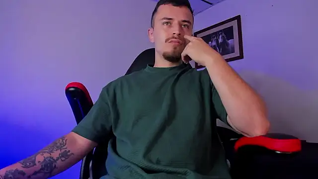 james connor2 online show from December 5, 6:45 pm