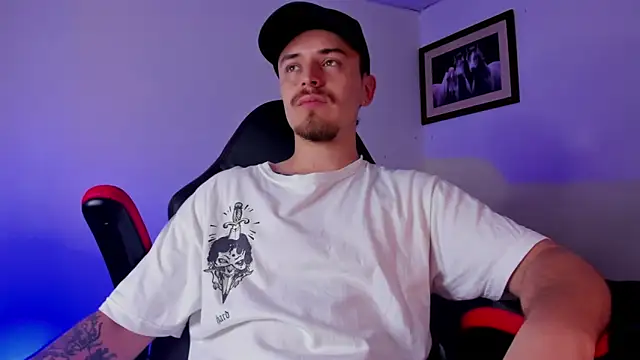 james connor2 online show from December 12, 6:53 pm