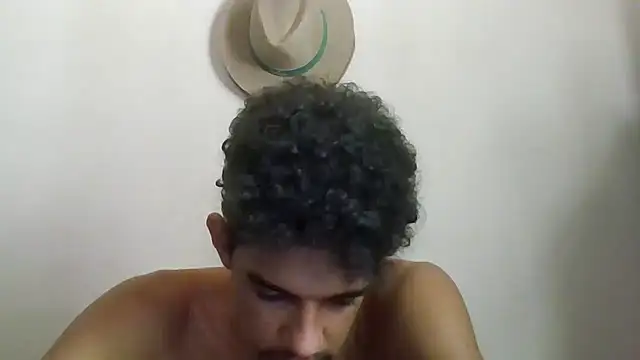 Snapshot of RenziTatte chatting on October 24, 3:58 pm RenziTatte online show from October 24, 3:58 pm