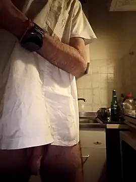 Snapshot of Fragolina73- chatting on October 8, 10:36 pm Fragolina73- online show from October 8, 10:36 pm