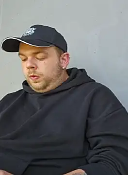 PupW0lfy online show from October 14, 10:33 am