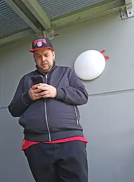 PupW0lfy online show from October 1, 10:30 am