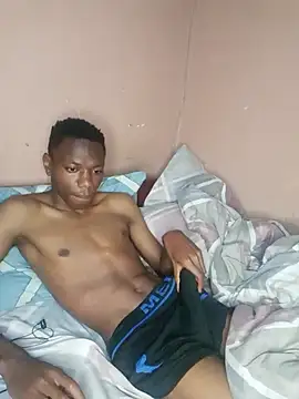 Snapshot of fireboyafrica chatting on December 26, 12:25 am fireboyafrica online show from December 26, 12:25 am