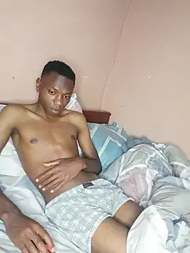 Snapshot of fireboyafrica chatting on December 31, 10:01 pm fireboyafrica online show from December 31, 10:01 pm