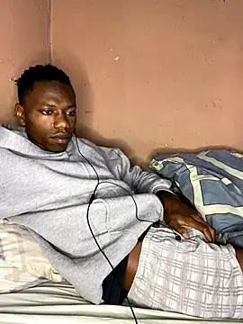 Snapshot of fireboyafrica chatting on September 25, 12:53 am fireboyafrica online show from September 25, 12:53 am