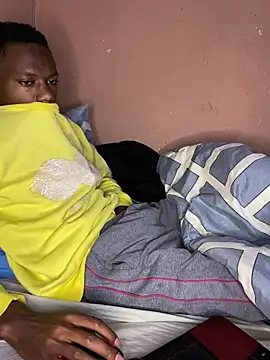 Snapshot of fireboyafrica chatting on September 15, 11:50 pm fireboyafrica online show from September 15, 11:50 pm