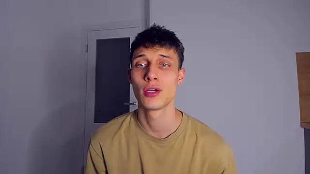 Kent Ross online show from November 17, 8:12 pm