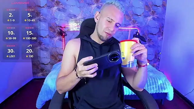 Damon Bakert online show from July 10, 2:53 pm