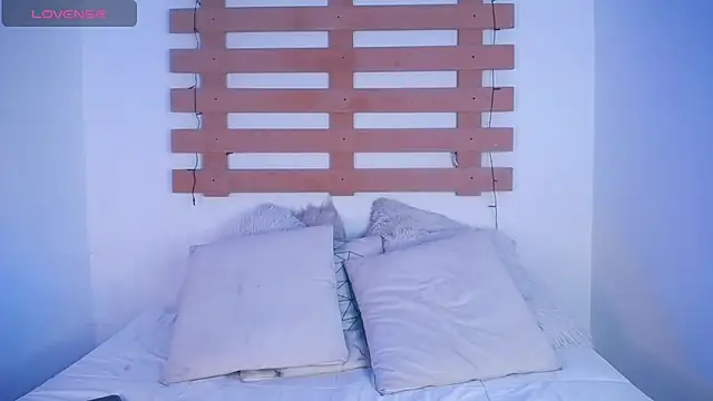 Steev Novoa online show from January 11, 5:20 am