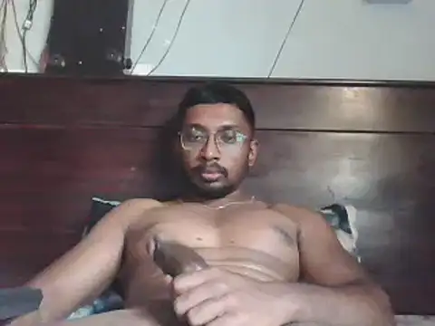 Snapshot of chennaibull101 chatting on January 2, 6:07 am chennaibull101 online show from January 2, 6:07 am