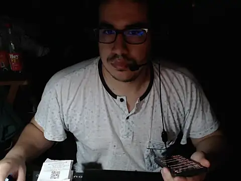 thealfawolf01 online show from May 28, 3:48 am