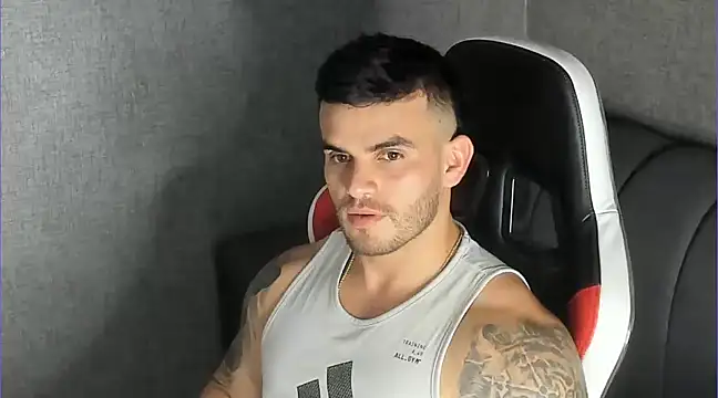 Ricardogo19 online show from March 14, 11:41 pm