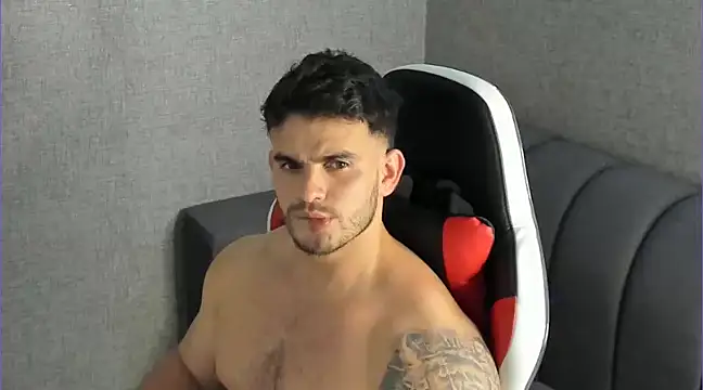 Ricardogo19 online show from December 4, 10:08 pm