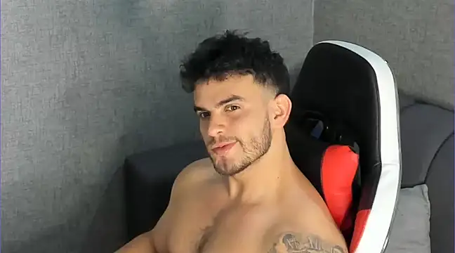 Ricardogo19 online show from December 17, 7:26 pm