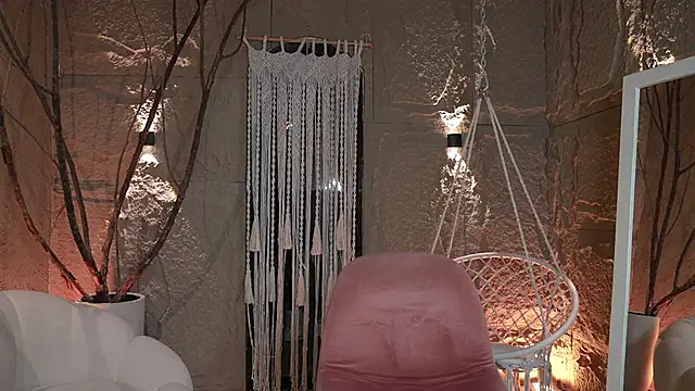 Logan Varela online show from September 23, 12:26 pm