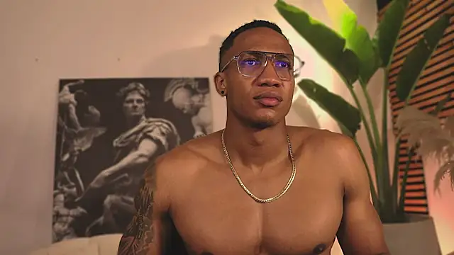 Logan Varela online show from February 3, 10:14 am