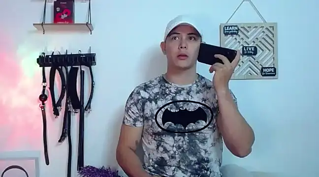 Alan hadid1 online show from January 18, 6:43 pm