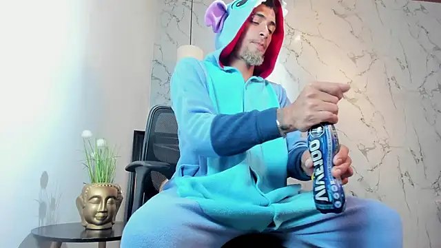 DrakeNeumann online show from October 8, 3:44 am