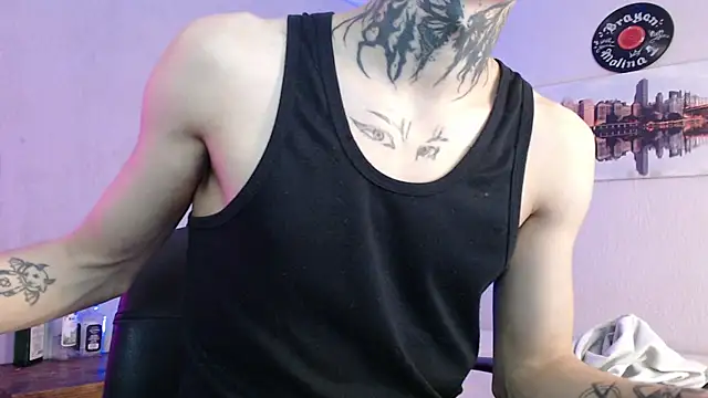 Snapshot of Andy_bapho chatting on January 25, 2:36 pm Andy bapho online show from January 25, 2:36 pm