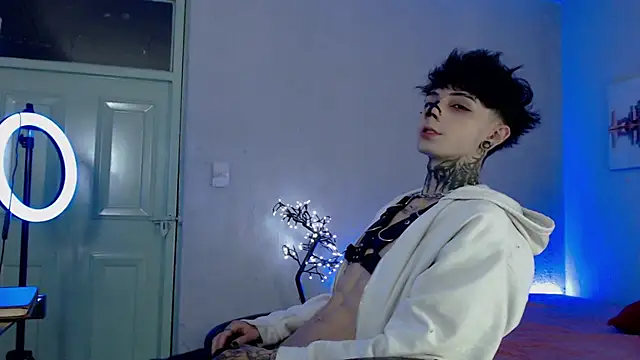 Snapshot of Andy_bapho chatting on December 7, 2:02 pm Andy bapho online show from December 7, 2:02 pm