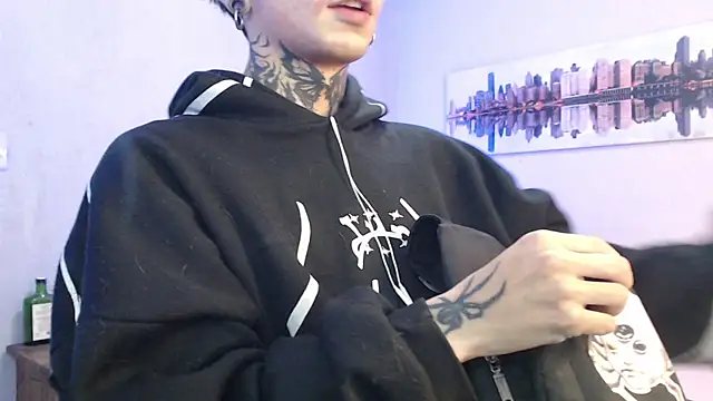 Snapshot of Andy_bapho chatting on March 9, 3:16 pm Andy bapho online show from March 9, 3:16 pm