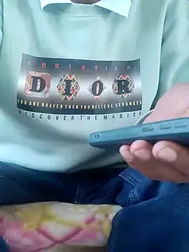 MAN MOHINI 21 online show from December 21, 8:18 am