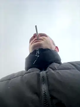 red red00 online show from December 22, 12:35 pm