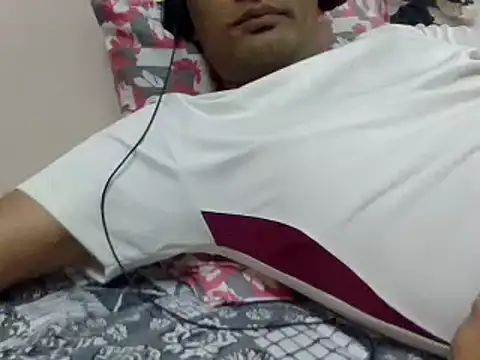 NiceBoy9099 online show from December 9, 6:30 pm