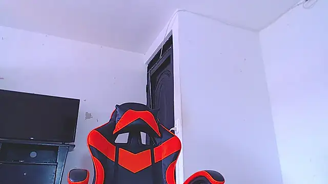 ADAM HOT online show from February 12, 9:43 pm