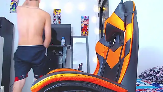 ADAM HOT online show from February 16, 10:52 pm