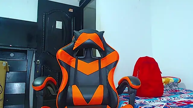 ADAM HOT online show from January 18, 2:24 am