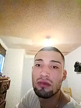 Suggarwhite18CM online show from November 8, 7:39 pm