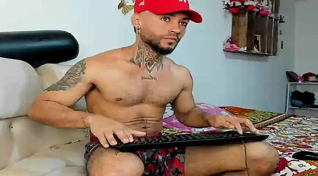 Snapshot of BruceNixon chatting on January 16, 8:36 pm BruceNixon online show from January 16, 8:36 pm