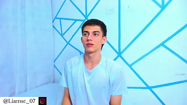 liam scott77 online show from December 4, 1:01 am