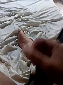 manuelmen211 online show from March 31, 1:57 pm