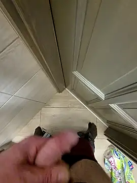 kisbiro77777 online show from April 9, 10:54 am