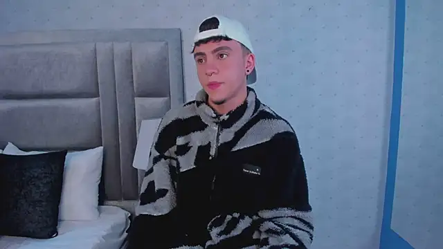 BrannTaylor online show from October 18, 12:21 pm