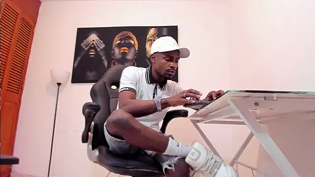 Thomas shelbys online show from January 12, 3:39 am