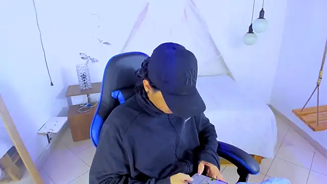 Brand habes online show from December 1, 9:34 am