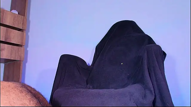 KaelMoreau online show from January 8, 10:31 am