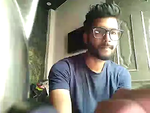 ModestZucchini65 online show from October 12, 9:14 am