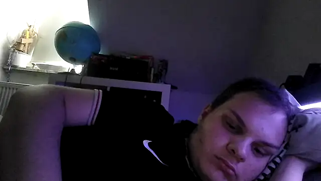 Nicolasjlhkjzl online show from May 24, 2:56 pm