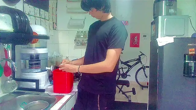 Andy gray online show from April 13, 12:39 pm