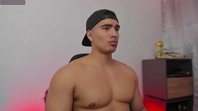 JamesGraay online show from November 5, 3:03 pm