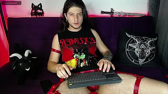 blckwolf 6 online show from February 23, 9:03 pm