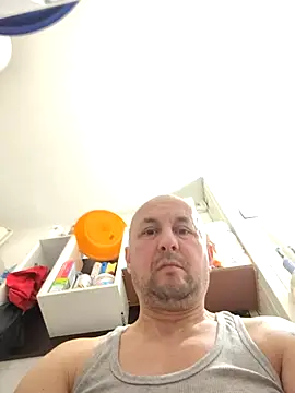 intx800 online show from April 23, 3:44 am