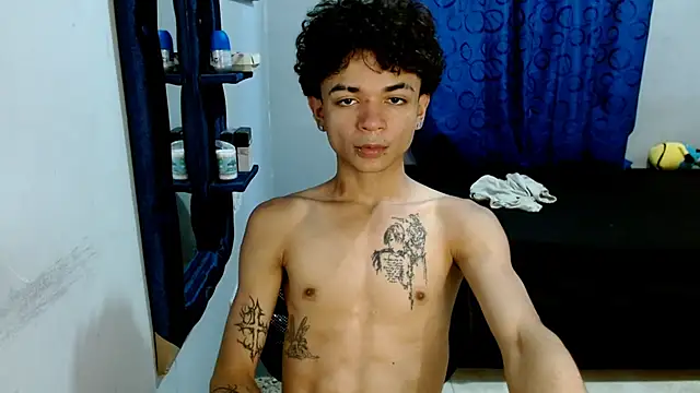 Snapshot of Lovebeng_ chatting on March 9, 10:52 pm Lovebeng  online show from March 9, 10:52 pm