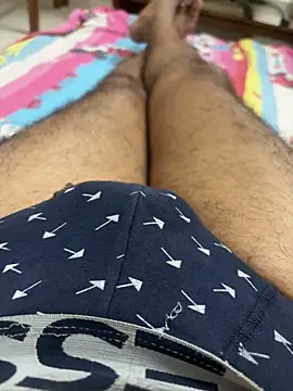 nangakings online show from November 21, 5:45 pm