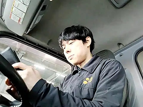 whitebriefboy online show from March 19, 10:13 pm