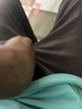 pussylover143x online show from November 24, 10:05 am